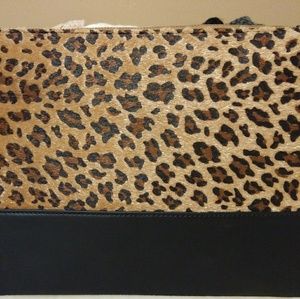 Leopard Clutch